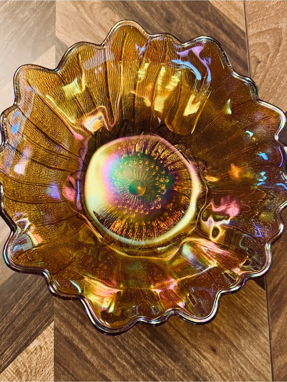 Indiana Glass Co. Iridescent Amber Carnival Glass Bowl